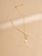 Glam Wave Pearl Necklace